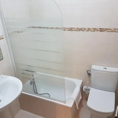 Magallanes Gæstehus 2*